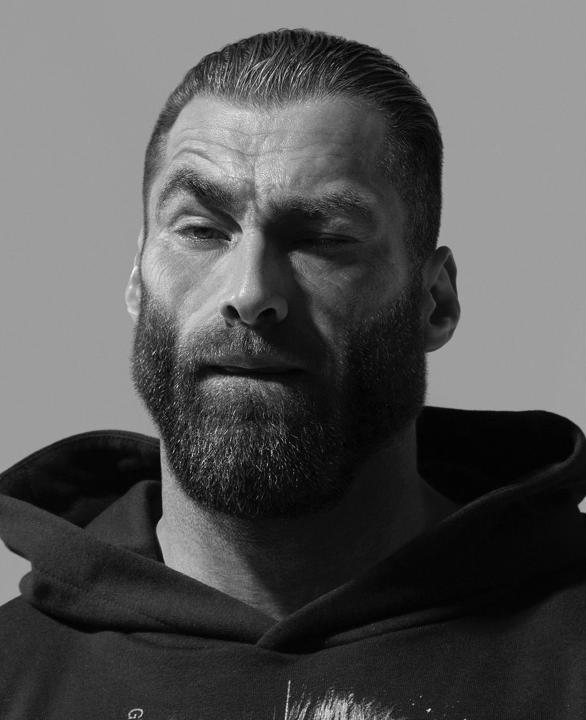 GigaChad Meme